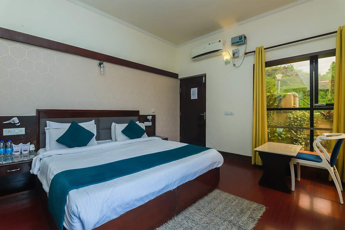 PDeluxe Non Lake View Room